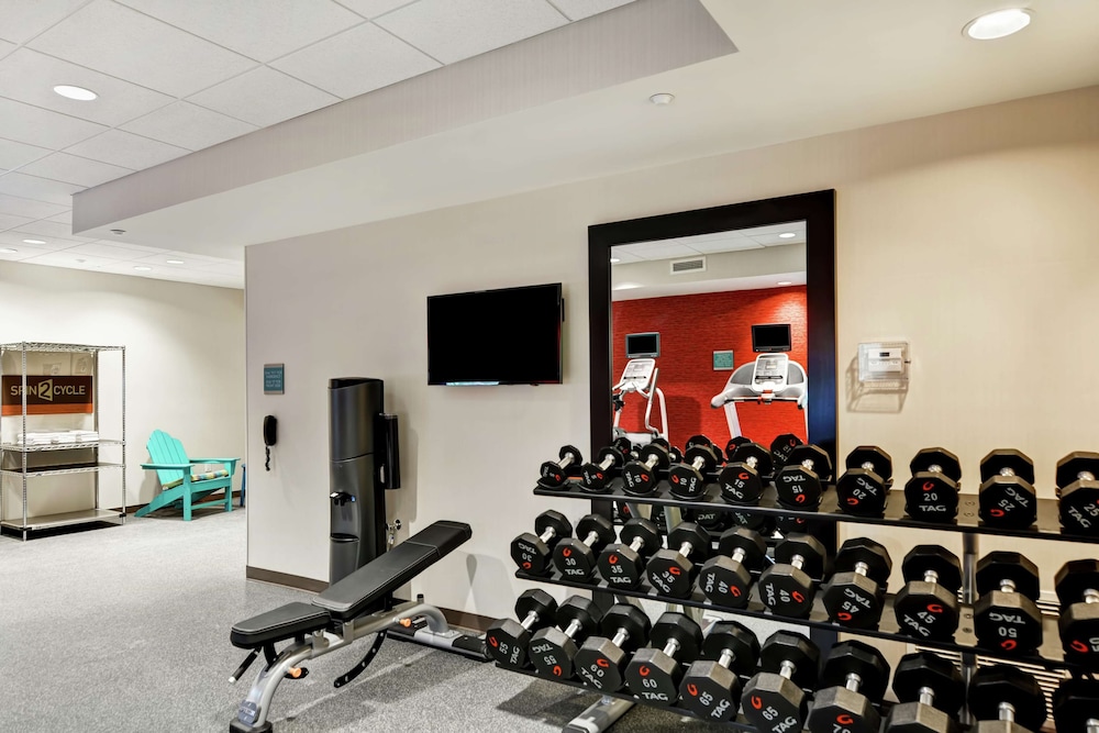Home2 Suites By Hilton Daytona Beach Speedway Fl 28/56