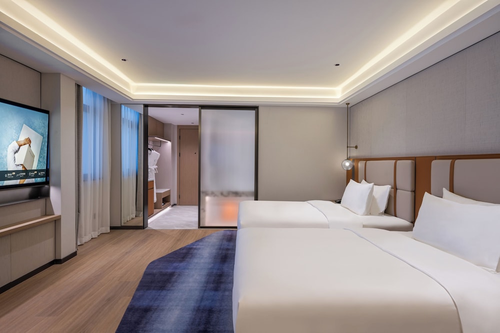 Novotel Shanghai Hongqiao International Airport 24/69
