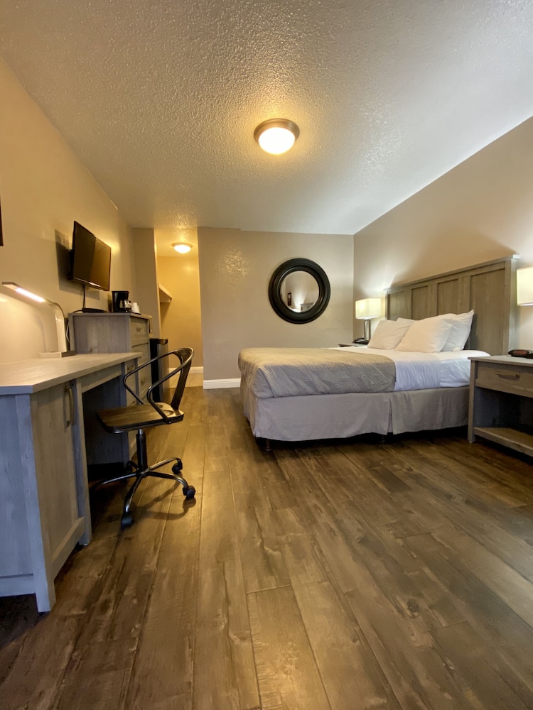 Budget Inn Lompoc 38/60
