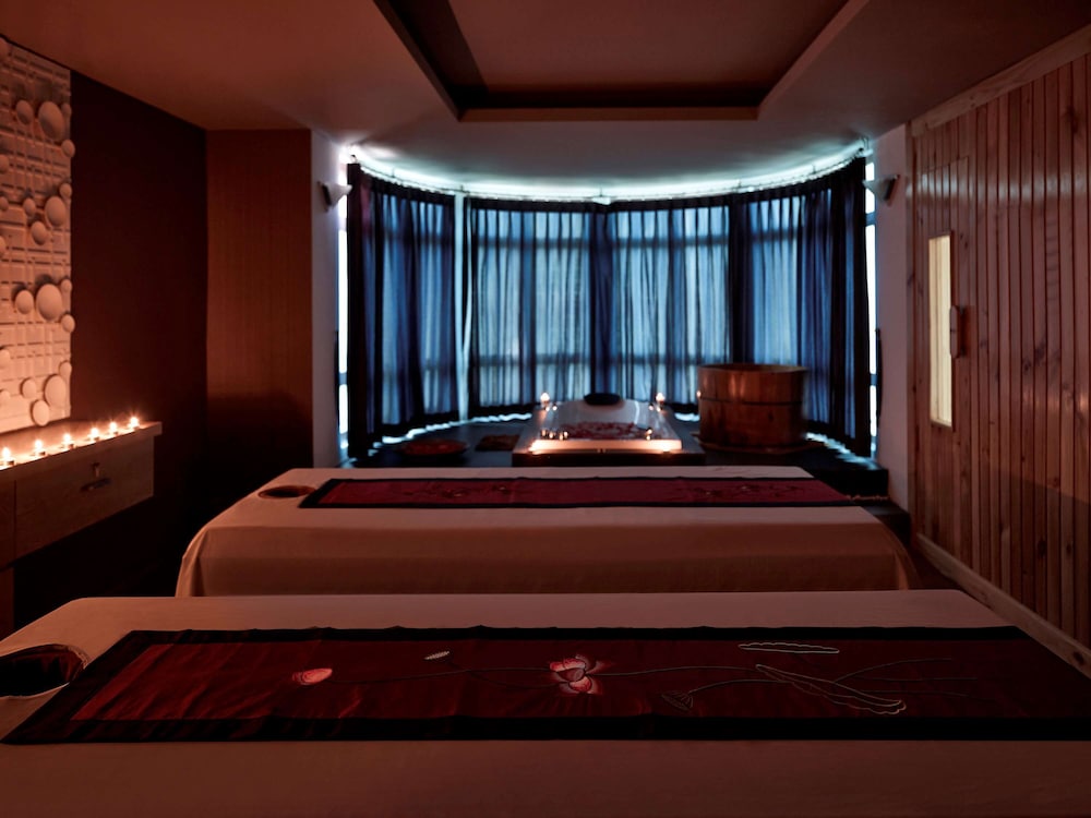 Pullman Hanoi Hotel 35/69