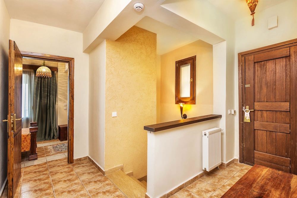 Akritas Ef Zin Villas & Suites photo5