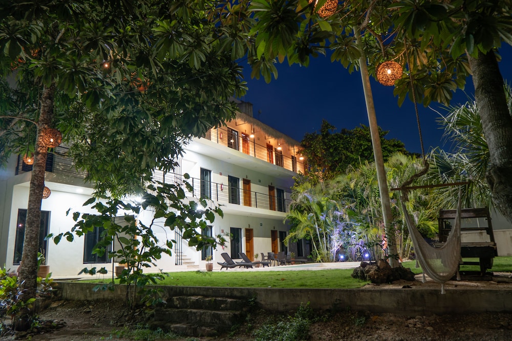 Hotel Makech Bacalar 30/35