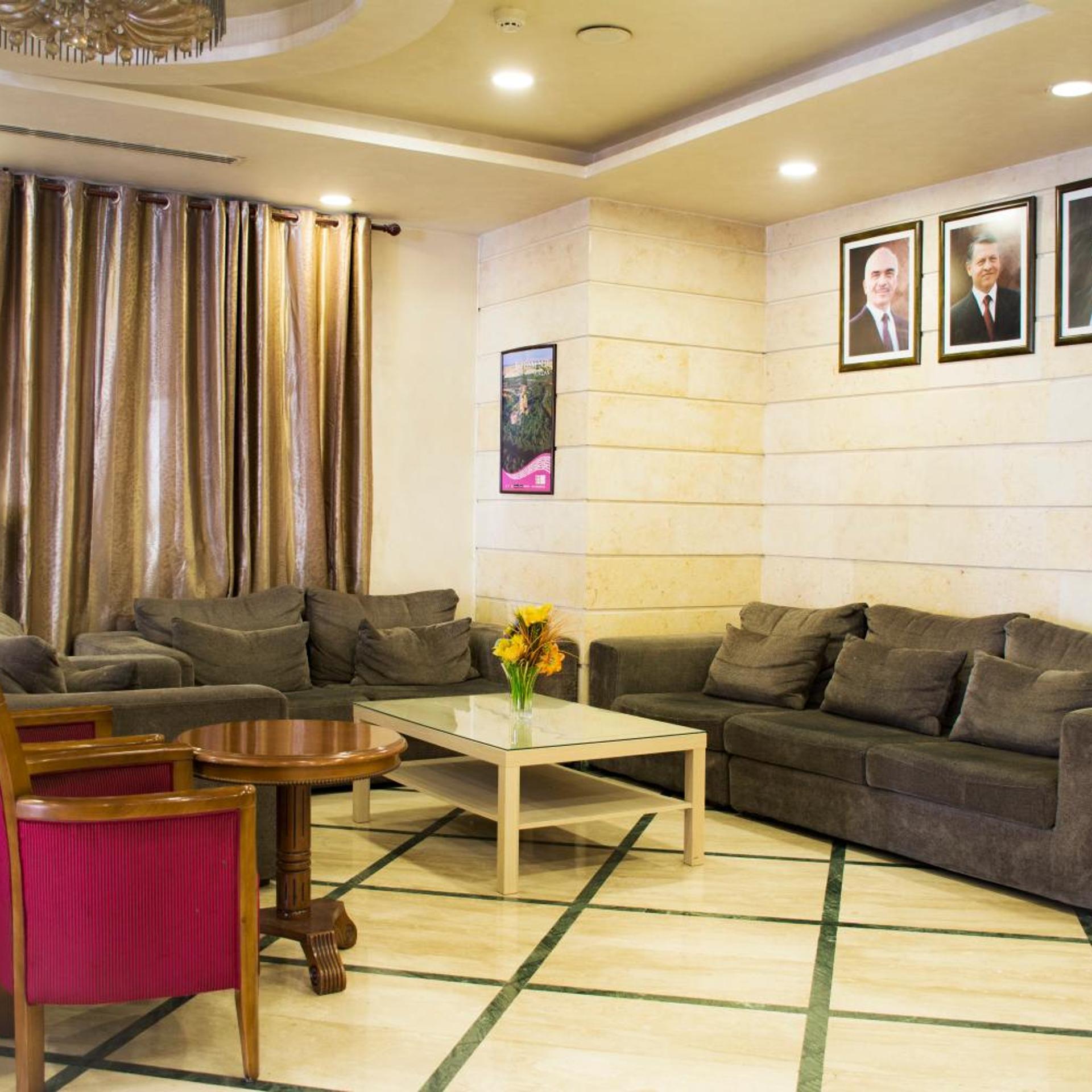 Olive Hotel 32/58