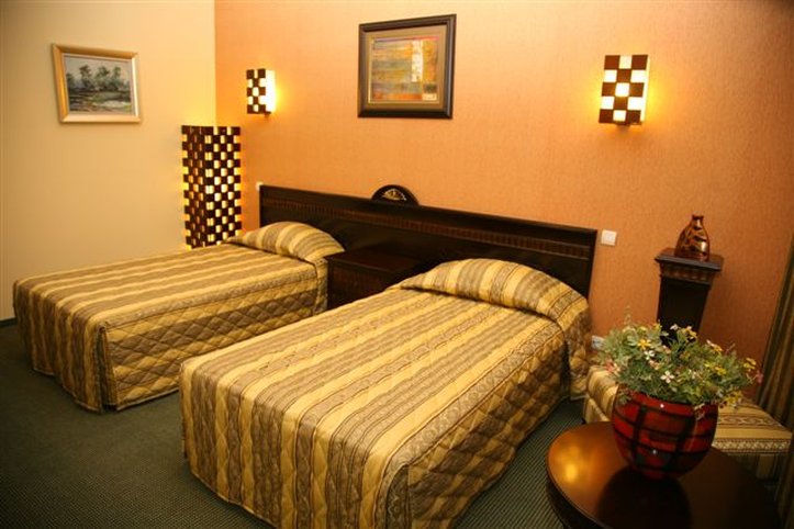 Tecadra Hotel 9/41