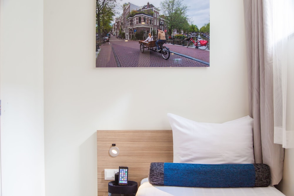 Hotel Library Amsterdam 24/69