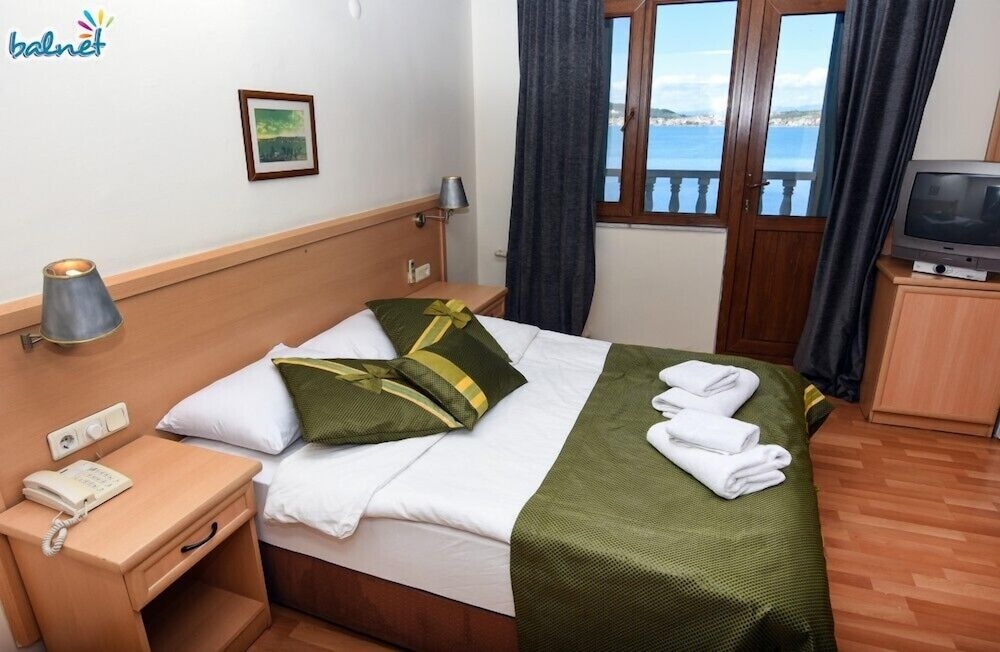 Camlik 87 Hotel Ayvalik 26/63