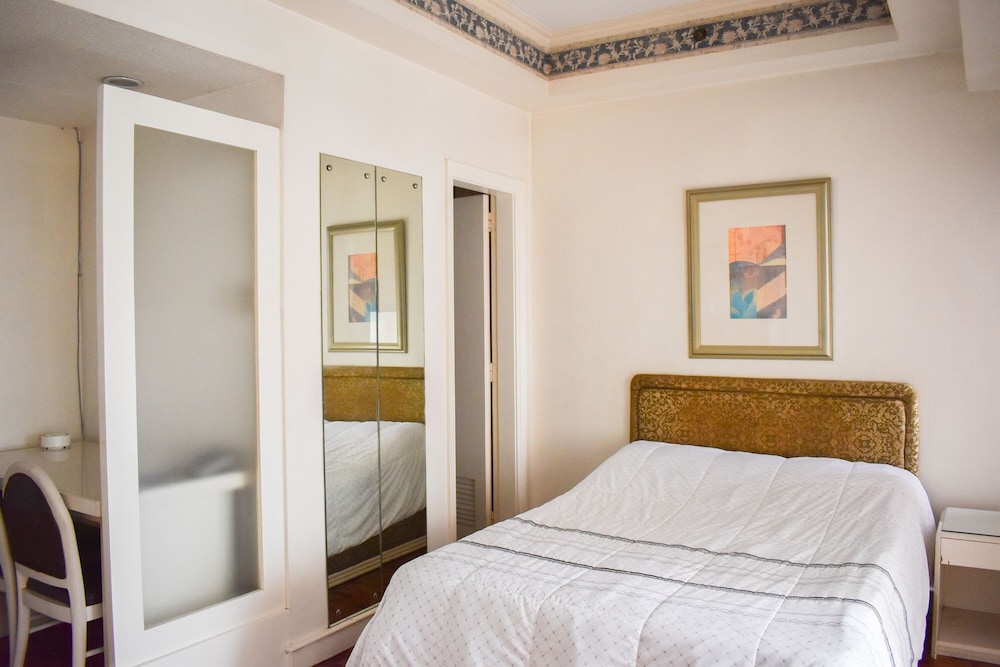 Sunette Tower Suites Makati City Center 20/75