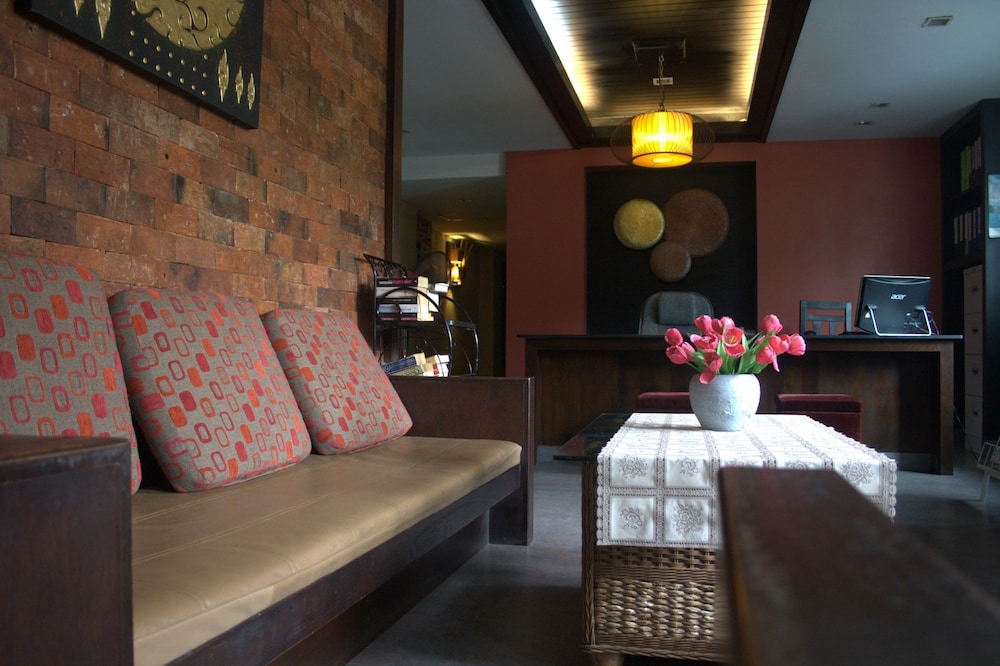 Baan Bandalay Hotel 16/59