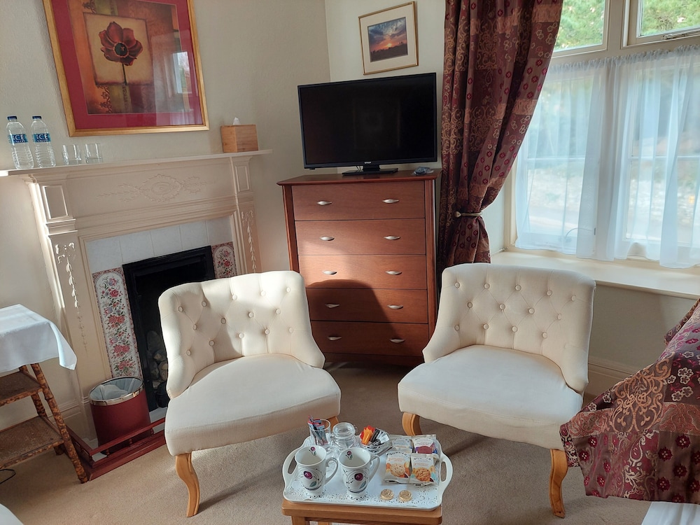 The Denes Guest House 20/50