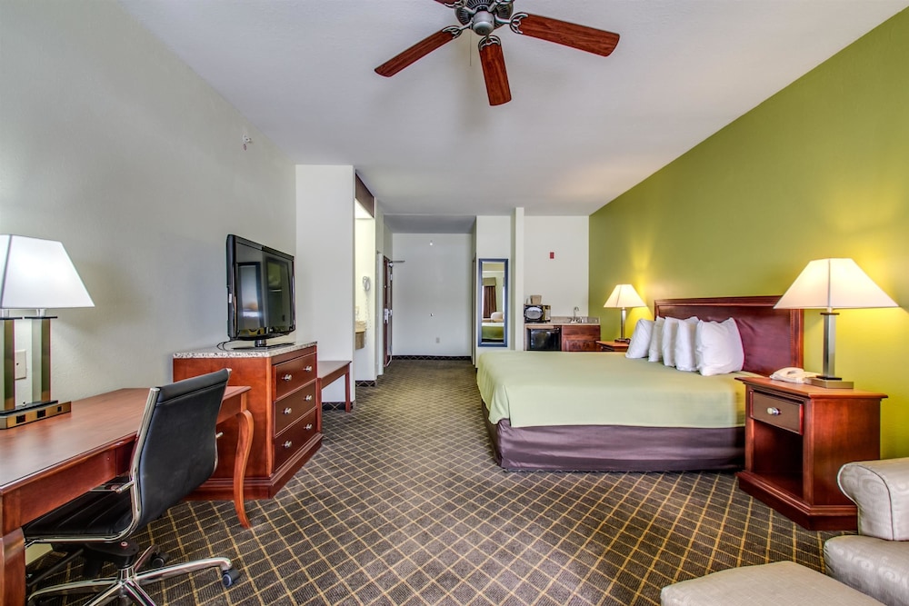 Best Western Geneseo Inn 15/32