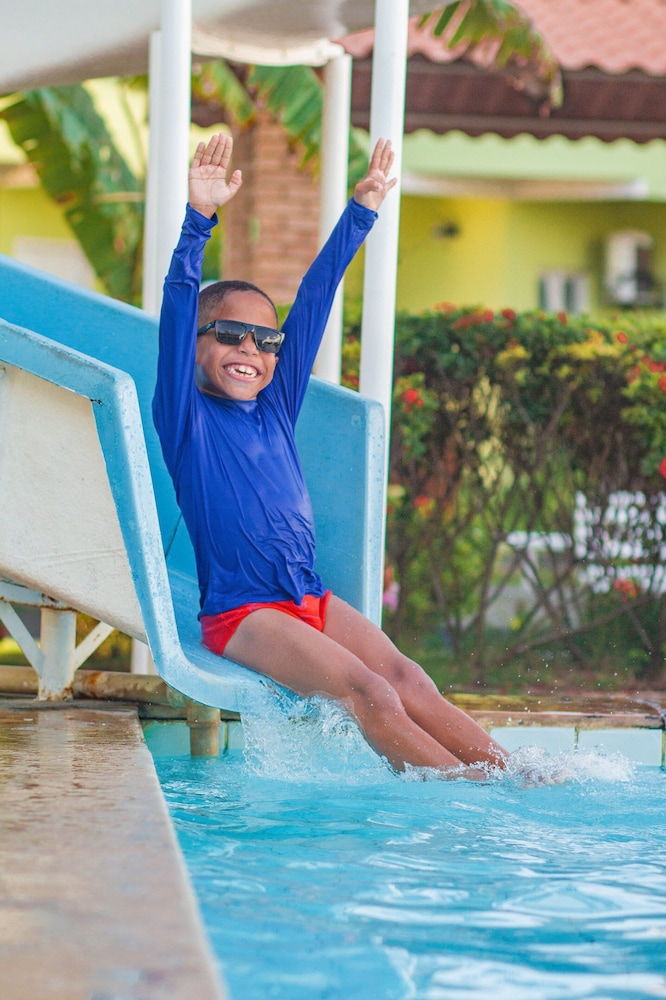 Parque Das Aguas Hotel 54/64