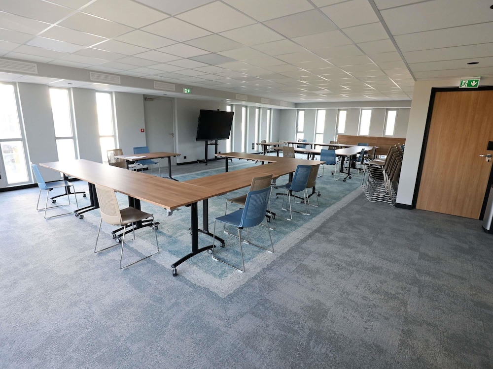 Ibis Bourgoin Jallieu Medipole 38/48
