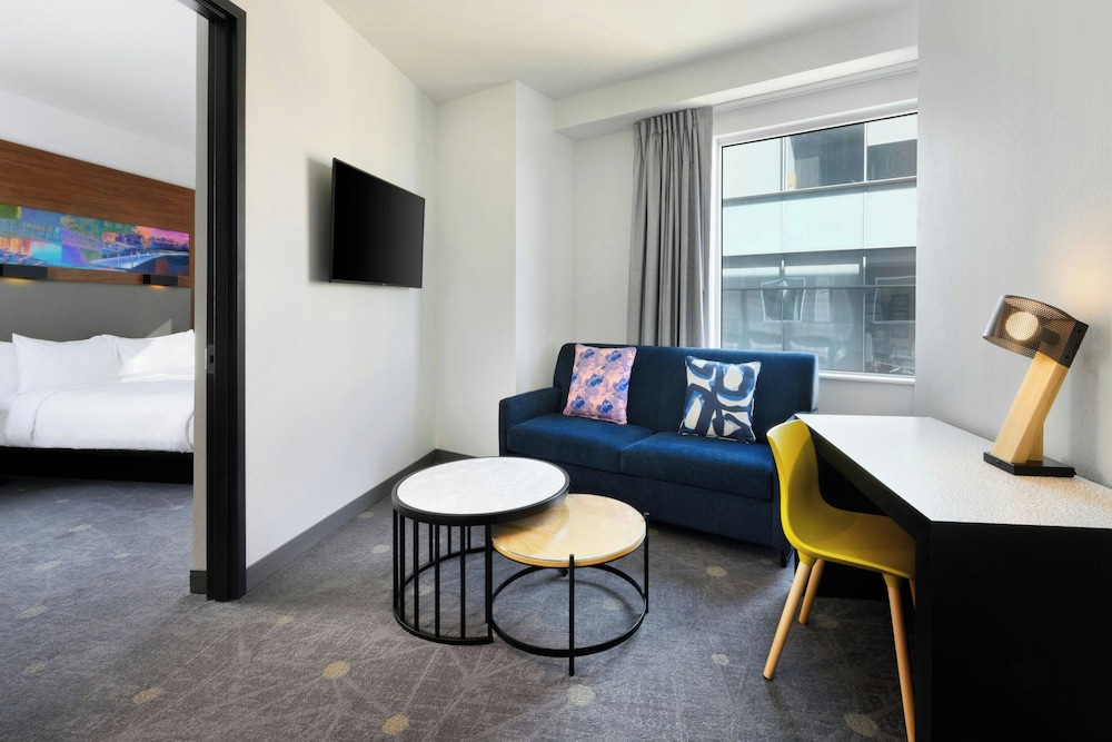 Aloft Greenville Downtown 27/50