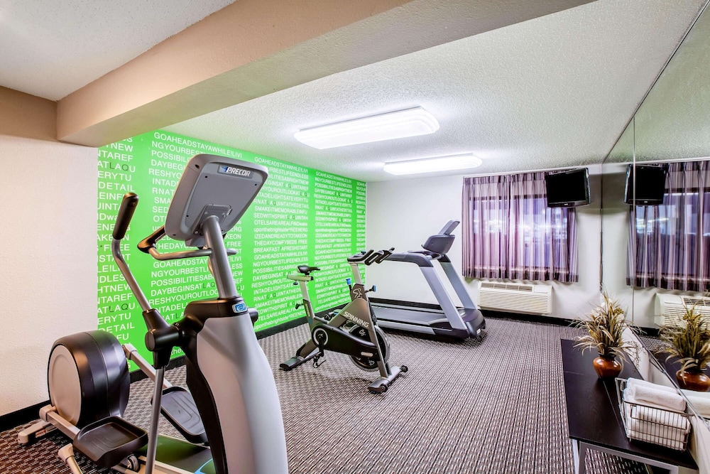 La Quinta Inn & Suites by Wyndham Houston Baytown East 26/47