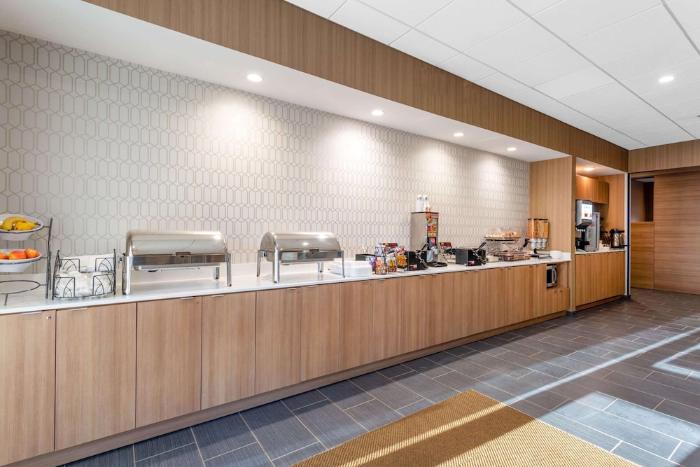 Microtel Inn Suites by Wyndham South Hill 4/19