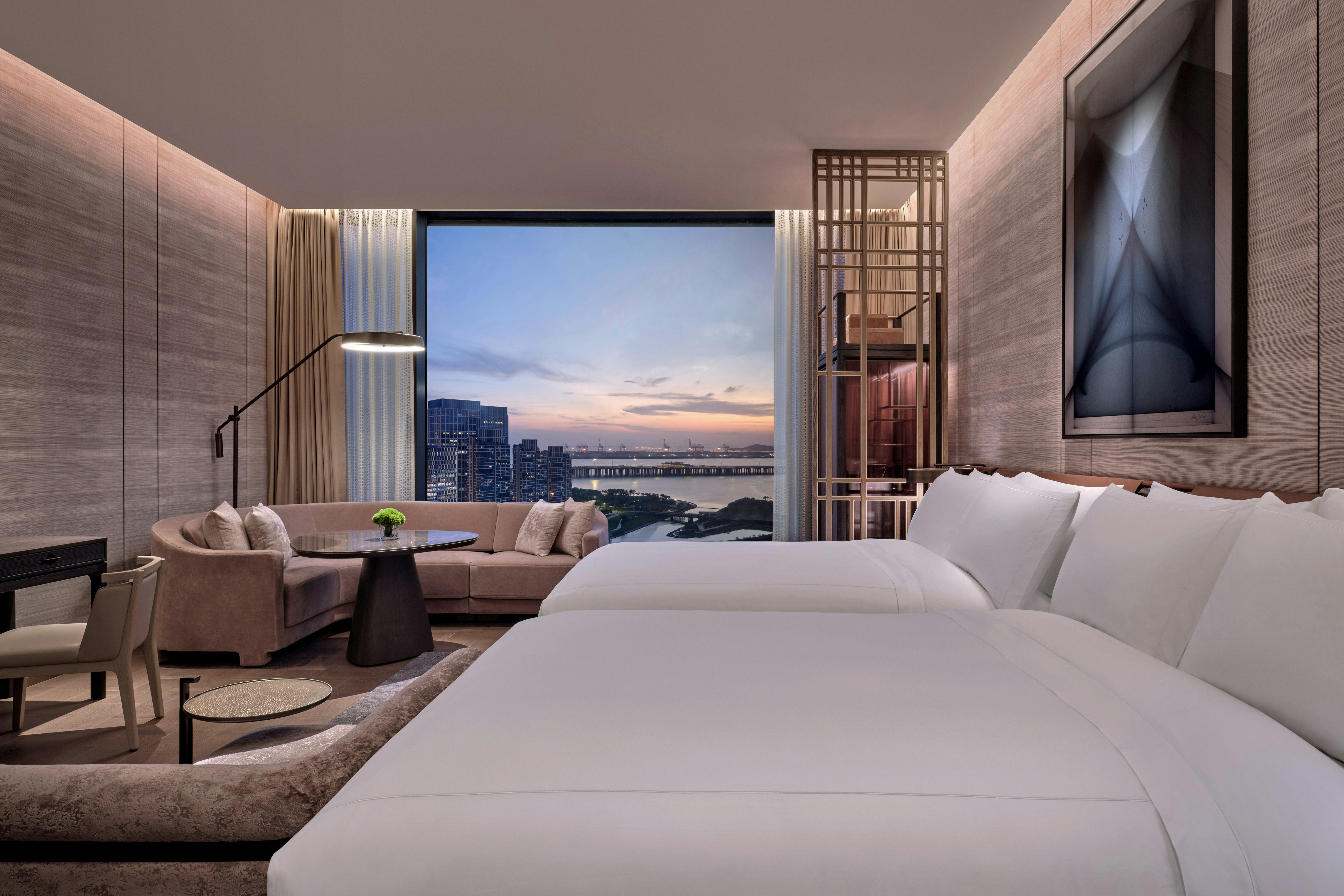 PREMIUM, TWIN BEDS, BAY VIEW