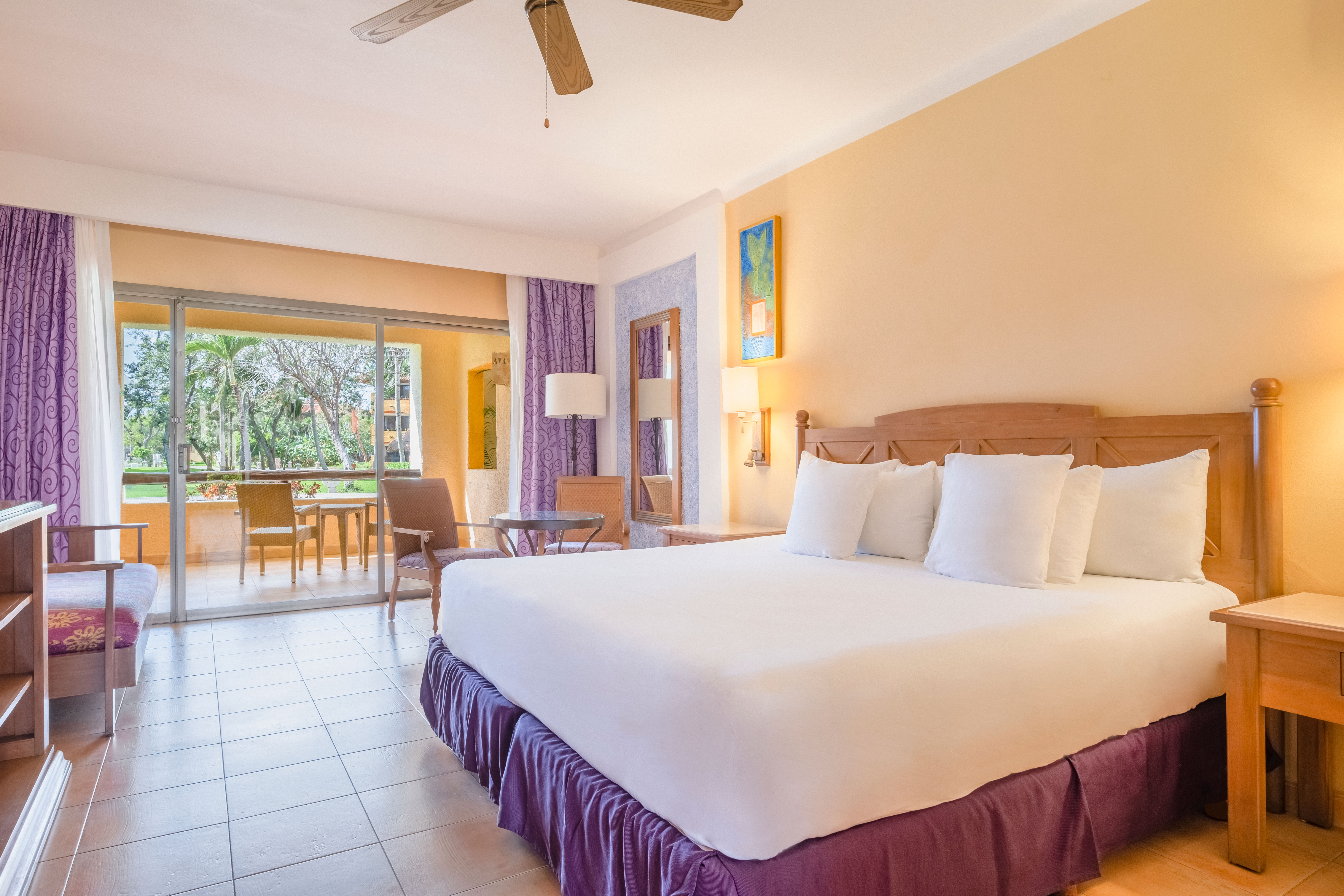 Premium, Near the Pool