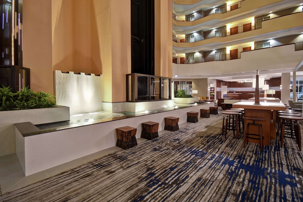 Embassy Suites Charleston 6/58