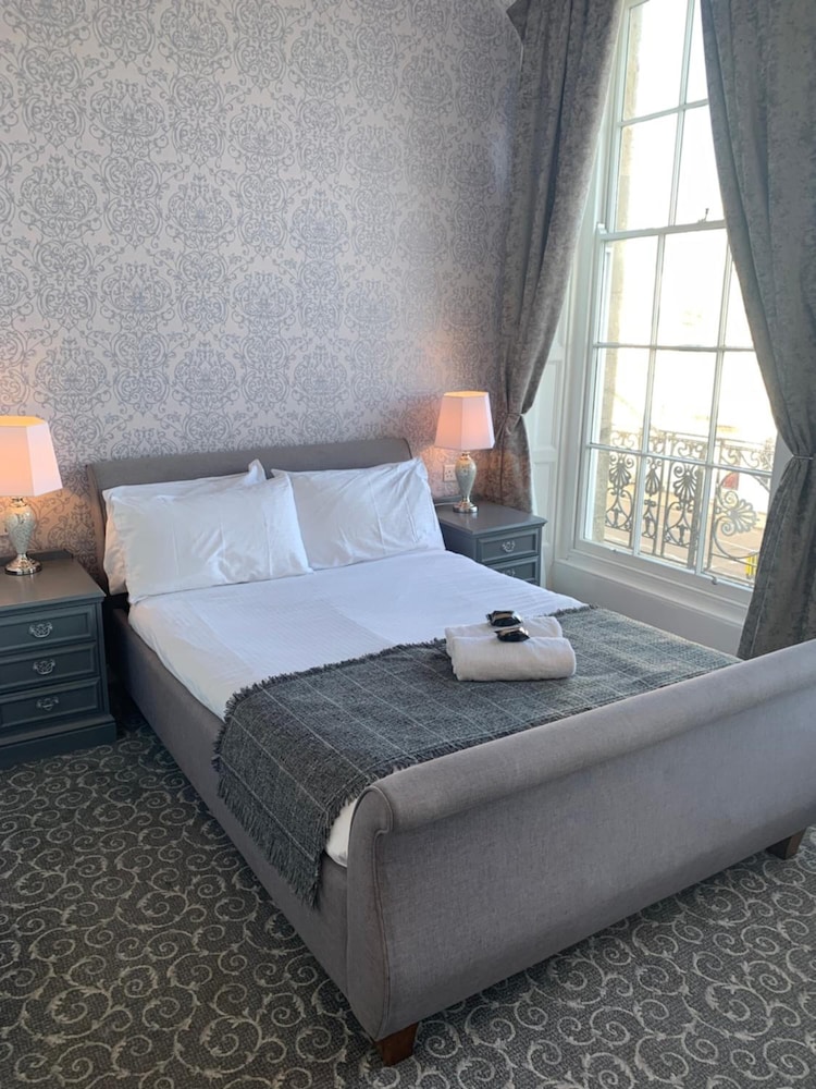 Hotel Mon Ami 33/72