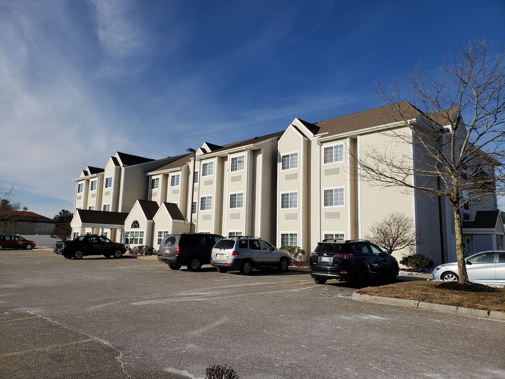 Microtel Inn and Suites Dover 26/36