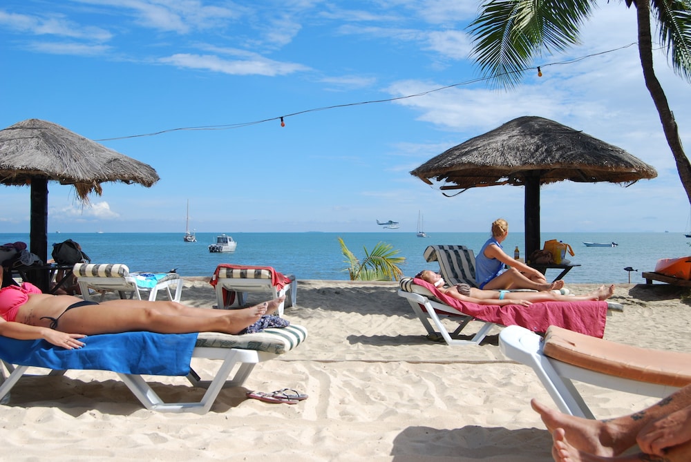 Smugglers Cove Beach Resort and Hotel 42/50