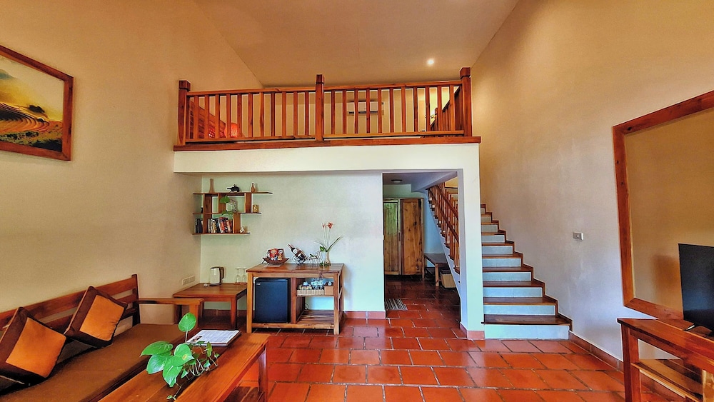 Ancarine Beach Resort 52/72