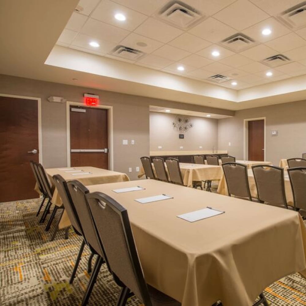 Hampton Inn Waynesboro, GA 41/42