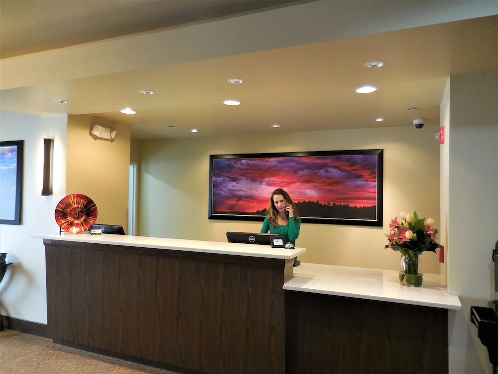 Ledgestone Hotel Billings 15/69