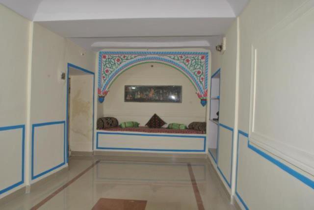 Rawla Mrignayani Palace 1/67