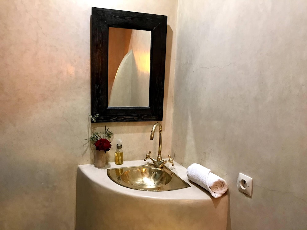 Riad Dar Zaman 36/69