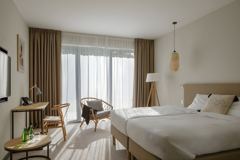 Superior, Single Bed, Balcony or Terrace
