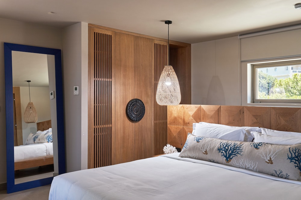Sapphire, Executive, Suite, King Bed, Sea View, Plunge Pool, Hydromassage