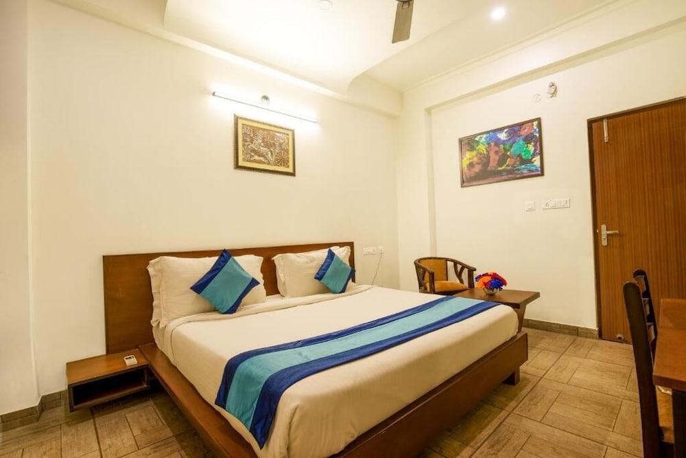 Elite Suites Mint Gomti Nagar 15/50