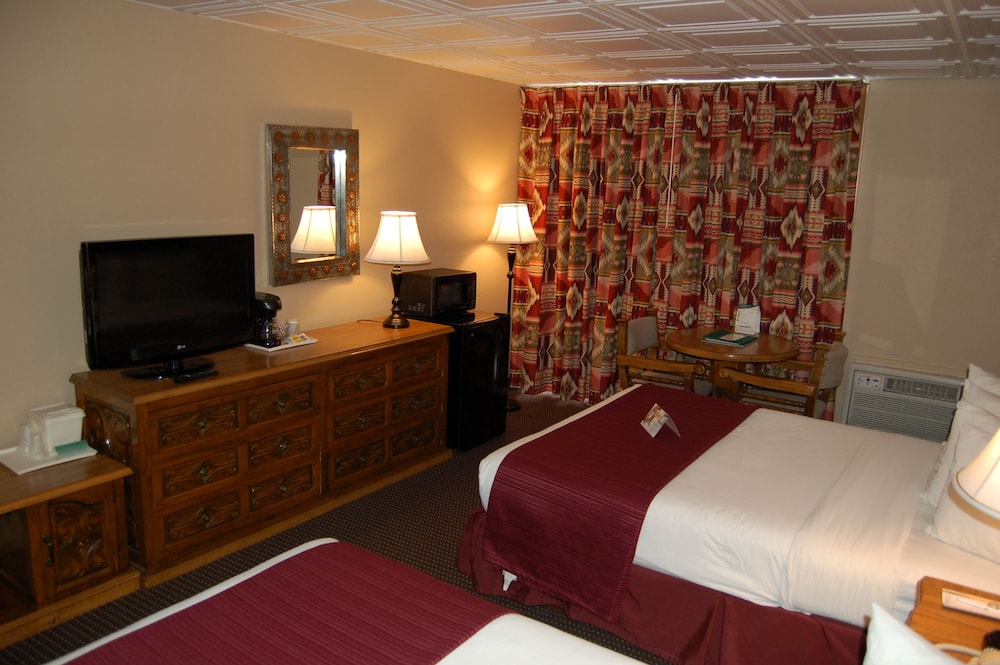 Quality Inn Taos 13/41