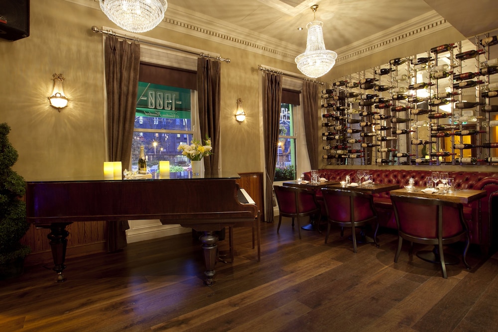 The Harcourt Hotel 37/49