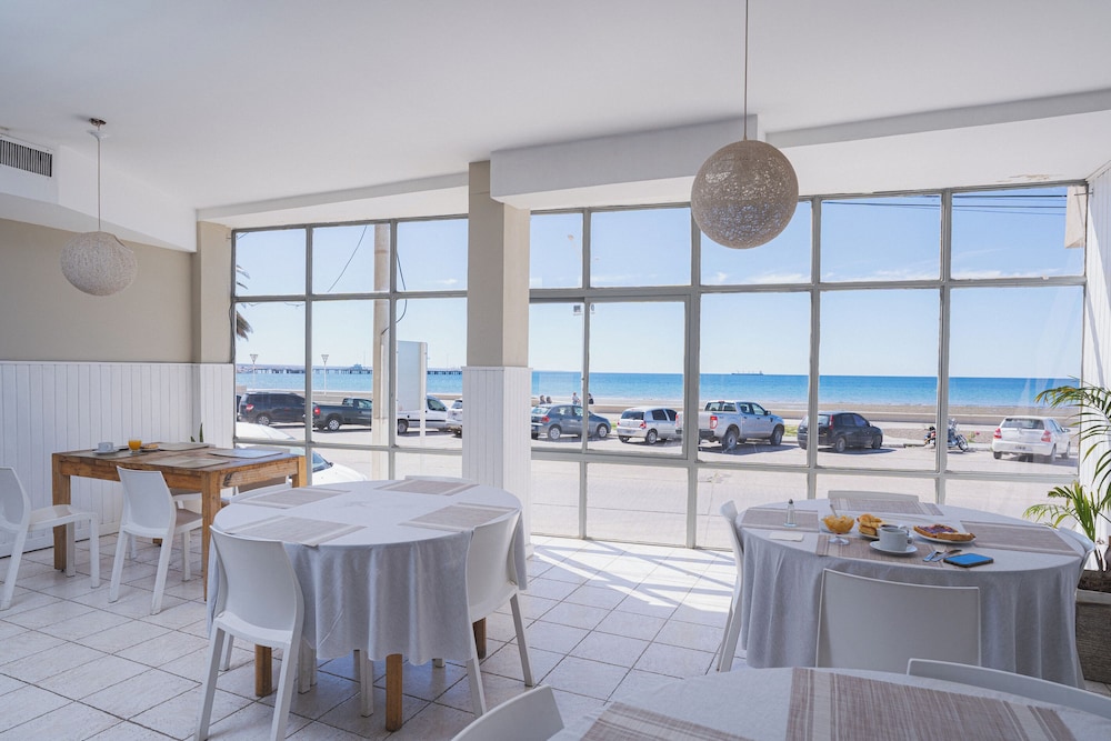 Hotel Hostal del Rey 38/51