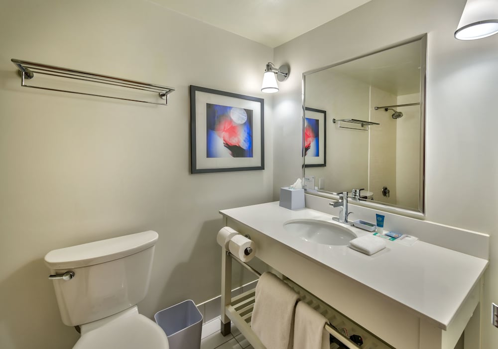 Four Points By Sheraton Juneau 9/25