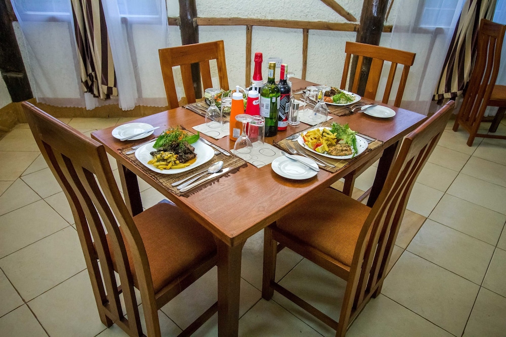 Dove Nest Lodge 34/50