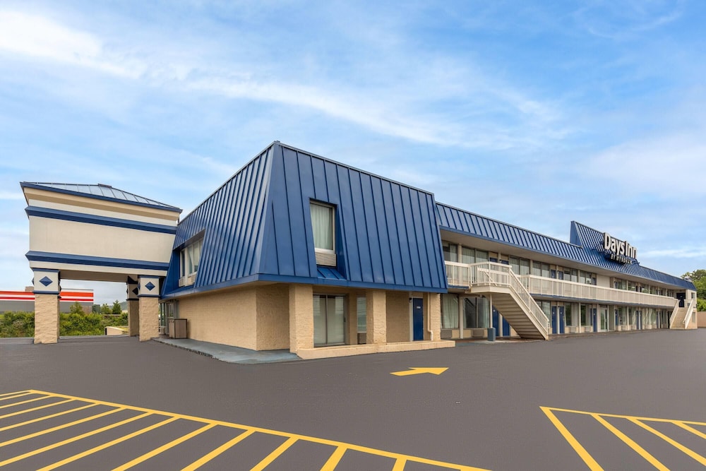 Days Inn by Wyndham Harrisonburg 6/53