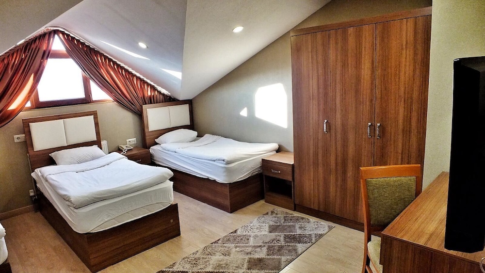 Aygür Hotel 6/23
