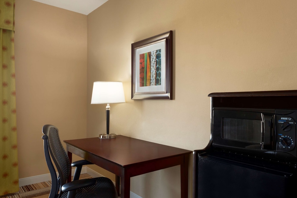 Hampton Inn Knoxville East 51/55