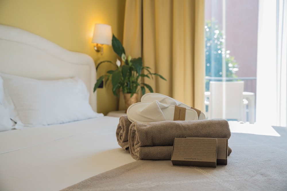 Admiral Hotel Villa Erme 50/60