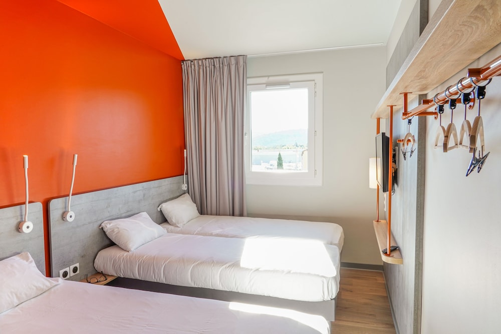 IBIS BUDGET AUBENAS 11/49