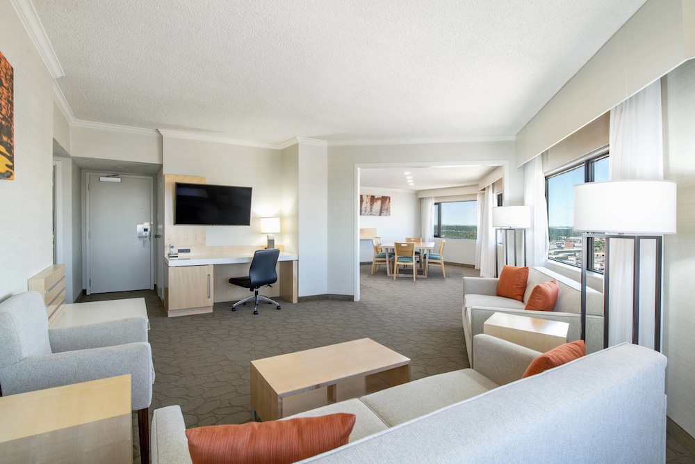 Delta Hotels By Marriott Regina 39/66