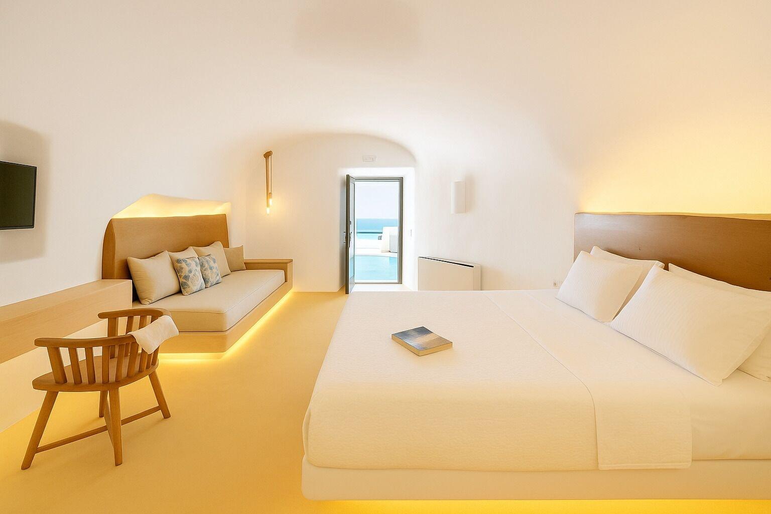 Cave, Cliff, Deluxe, Suite, Indoor Jetted Tub, Private Pool