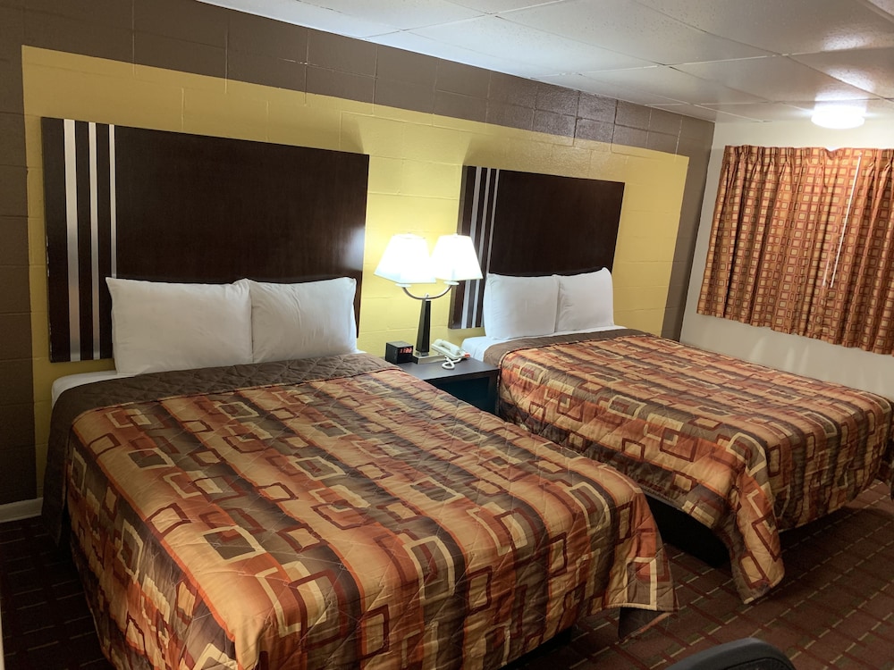 Standard, 2 Queen Beds