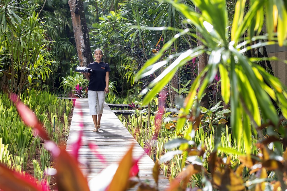 Anantara Maia Seychelles Villas 62/72