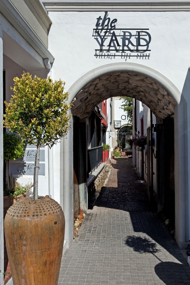 Los Olivos At The Yard 23/26