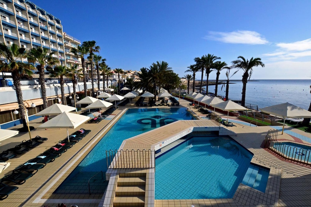 Qawra Palace Resort & Spa in ST. PAULS BAY