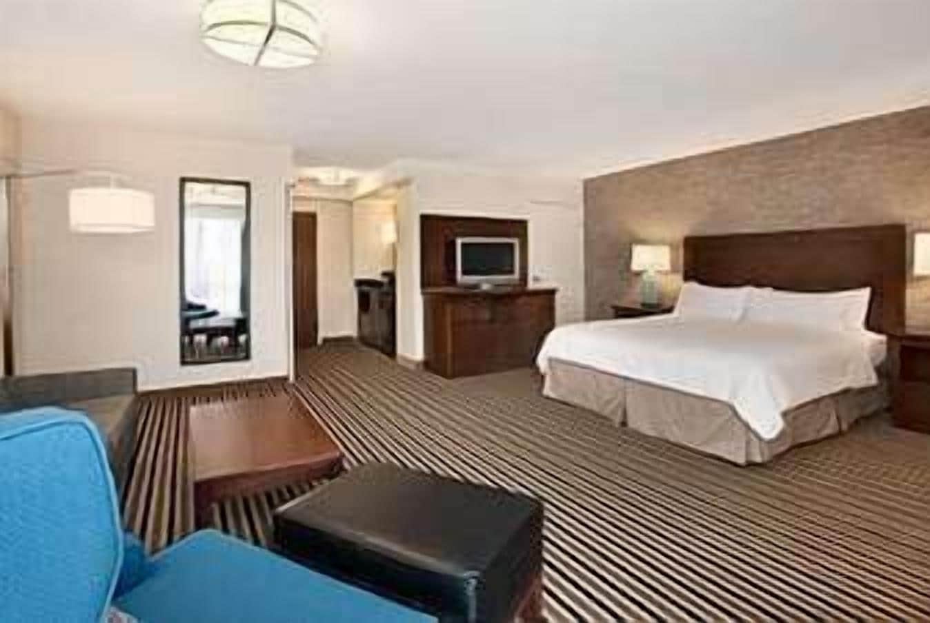 JUNIOR SUITE, KING BED